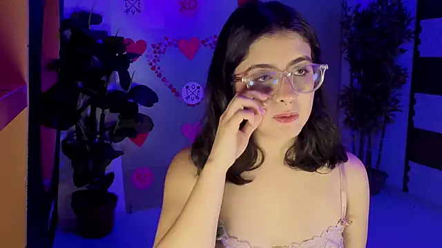 LiLLiAnderson online show from February 12, 12:05 pm