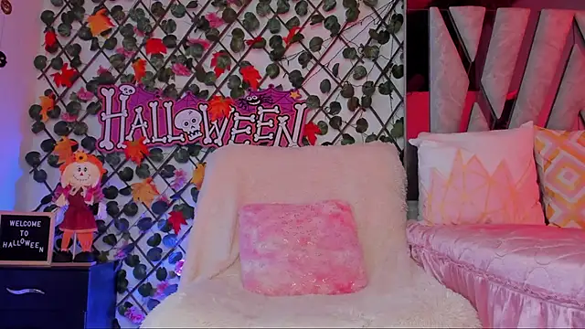 Snapshot of isabel_jaames chatting on October 11, 2:51 pm isabel jaames online show from October 11, 2:51 pm