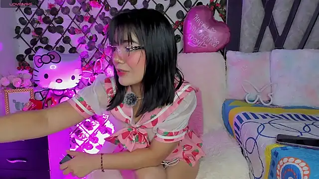 Snapshot of isabel_jaames chatting on February 14, 9:15 pm isabel jaames online show from February 14, 9:15 pm