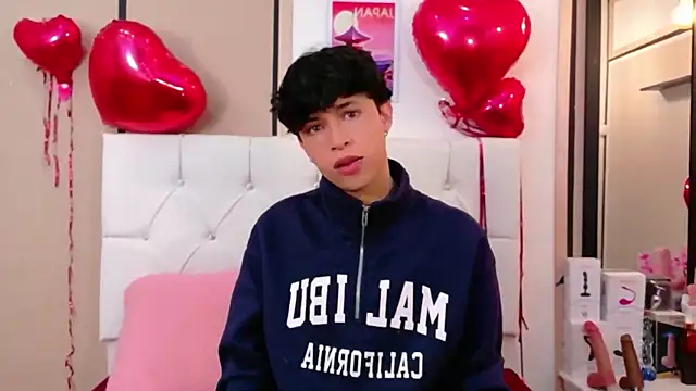 Axel  Evans online show from February 17, 1:08 pm