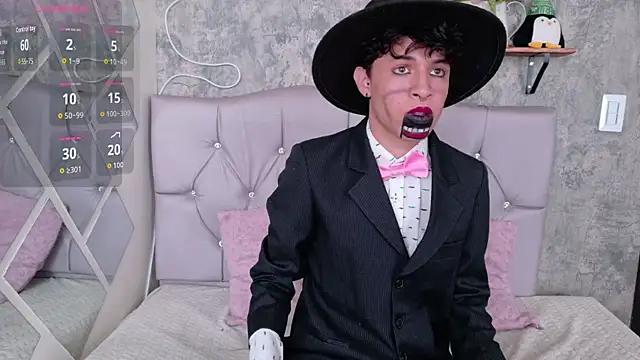 Axel  Evans online show from October 21, 1:21 pm