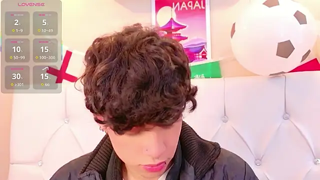 Snapshot of Axel__Evans chatting on June 29, 12:16 pm Axel Evans online show from June 29, 12:16 pm