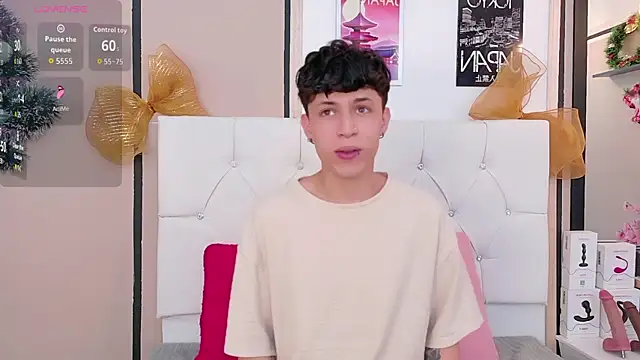 Axel  Evans online show from December 20, 12:19 pm