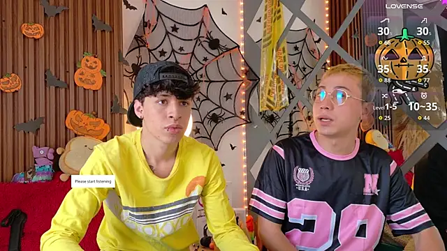 Axel  Evans online show from October 22, 12:48 pm