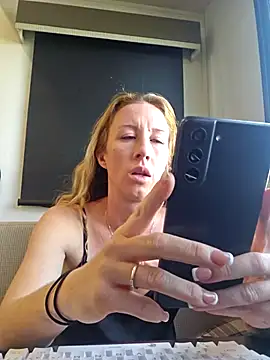 bmorganne420 online show from December 2, 9:49 pm