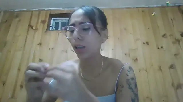 Roselingalvis13 online show from October 27, 2:45 am