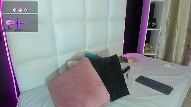 Snapshot of Gigi_duran chatting on July 17, 5:48 am Gigi duran online show from July 17, 5:48 am