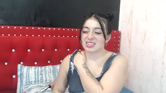 MiaKimky online show from November 15, 4:55 pm