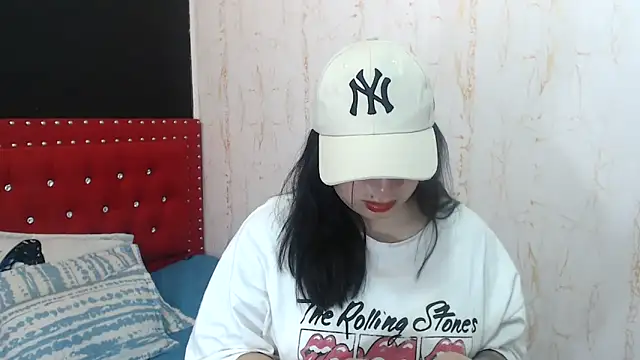 MiaKimky online show from November 19, 4:29 pm