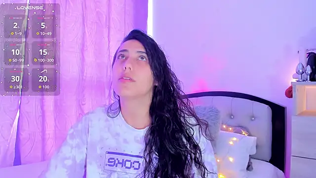 my aleja  online show from January 18, 3:26 pm