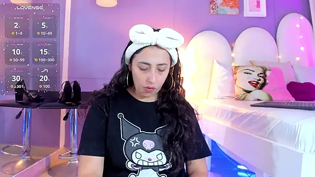 my aleja  online show from January 15, 1:25 pm