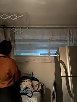 Snapshot of my_aleja_ chatting on December 5, 2:10 am my aleja online show from December 5, 2:10 am