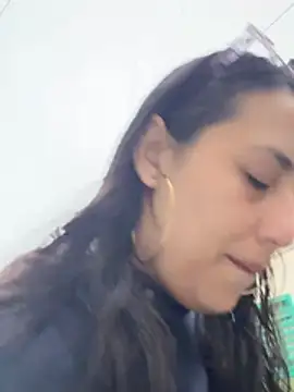 my aleja  online show from February 24, 12:06 pm