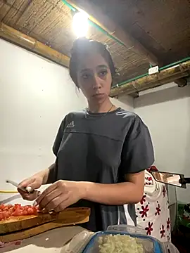 juliie star online show from October 25, 6:19 pm