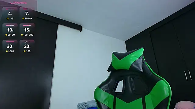 ImSophieFox online show from November 27, 4:02 am