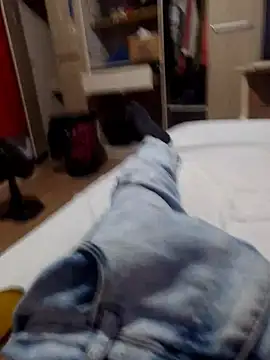 pauzaogrande1 online show from November 18, 6:22 pm