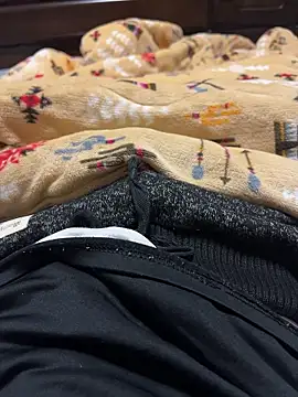 rrrrrriyyffhyeeee online show from October 27, 8:15 am