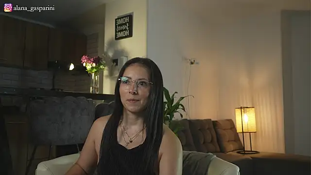 alana gasparini online show from November 10, 12:59 am