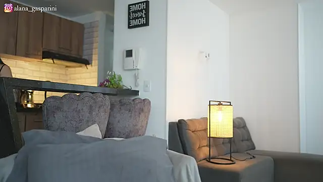 alana gasparini online show from April 13, 8:24 pm