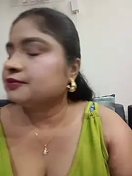 Snapshot of hornyriyanka chatting on June 24, 2:43 am hornyriyanka online show from June 24, 2:43 am