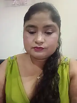 Snapshot of hornyriyanka chatting on July 1, 2:56 am hornyriyanka online show from July 1, 2:56 am