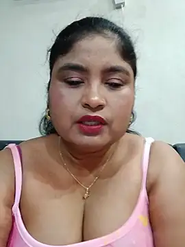 Snapshot of hornyriyanka chatting on June 7, 3:01 am hornyriyanka online show from June 7, 3:01 am