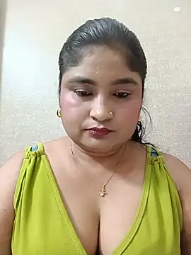 Snapshot of hornyriyanka chatting on July 8, 3:08 am hornyriyanka online show from July 8, 3:08 am