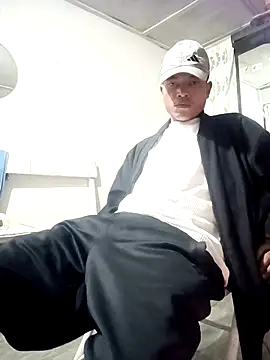 Snapshot of zebba12 chatting on October 5, 1:02 pm zebba12 online show from October 5, 1:02 pm