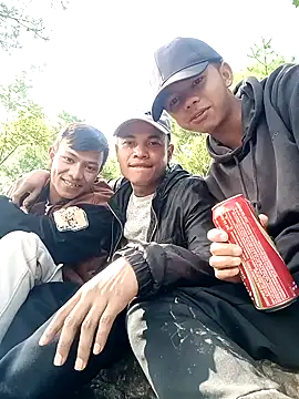 zebba12 online show from October 25, 6:45 am