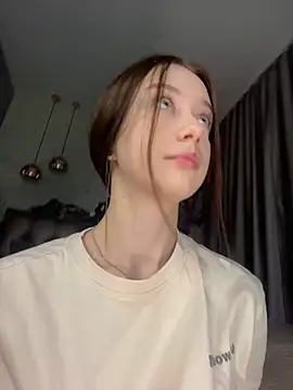 MiraXS online show from April 12, 9:07 pm