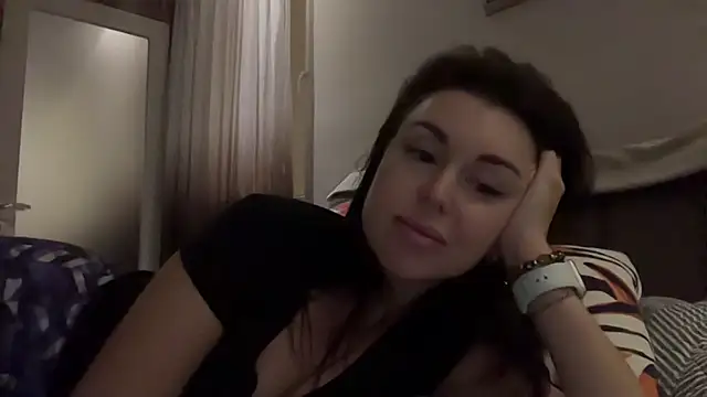 Gilin1 online show from November 3, 7:39 pm