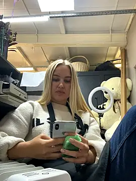 CandyVice online show from October 16, 4:48 pm