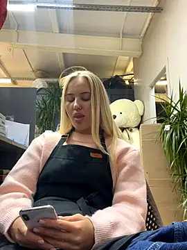 CandyVice online show from October 8, 5:35 pm