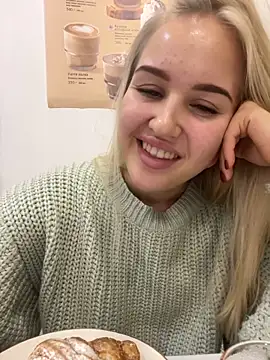 CandyVice online show from November 13, 5:17 pm