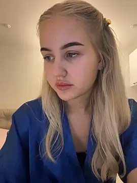 CandyVice online show from December 4, 6:07 pm