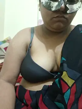Snapshot of dhanshri143 chatting on September 15, 3:29 am dhanshri143 online show from September 15, 3:29 am