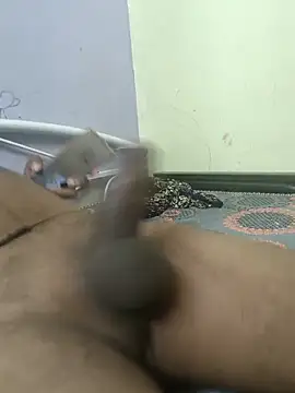 dhanshri143 online show from February 12, 3:12 pm