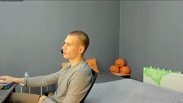 Garden of Eden  online show from October 29, 4:33 am