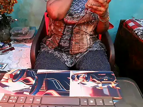 PREETI BABY online show from April 18, 4:31 pm