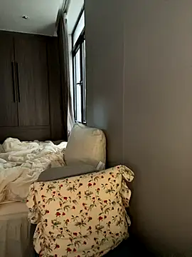 haiyan125216 online show from December 4, 8:46 am