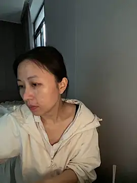 haiyan125216 online show from November 26, 9:09 am