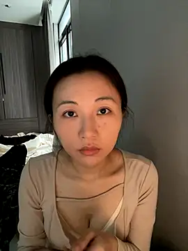 haiyan125216 online show from November 13, 6:39 am