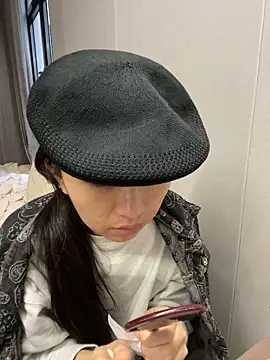 haiyan125216 online show from October 29, 6:45 am