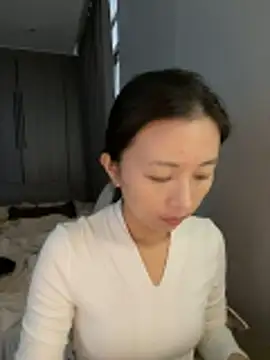 haiyan125216 online show from November 11, 5:35 am