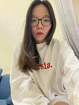 xinmeng-000 online show from March 17, 6:38 am