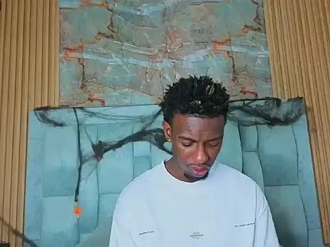 pipedark  online show from October 18, 3:52 am