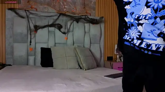 pipedark  online show from October 24, 3:16 am