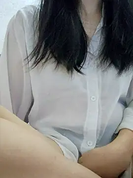 Snapshot of Maria2299 chatting on May 4, 3:15 pm Maria2299 online show from May 4, 3:15 pm