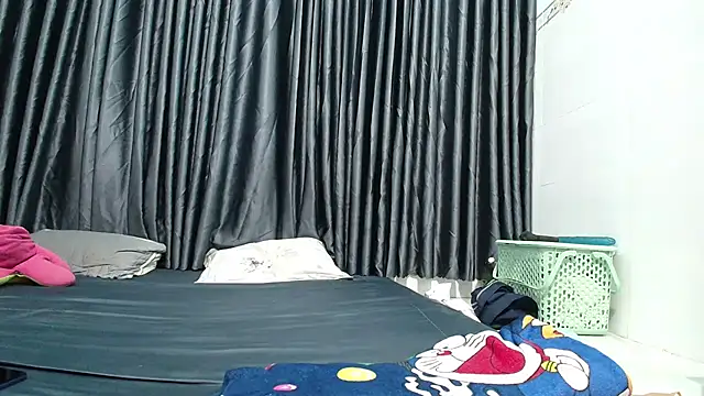 Grass 99 online show from October 3, 9:11 am