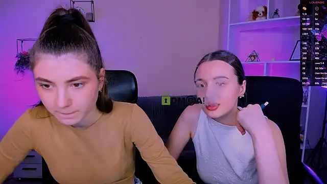 lissa night online show from November 18, 3:04 pm